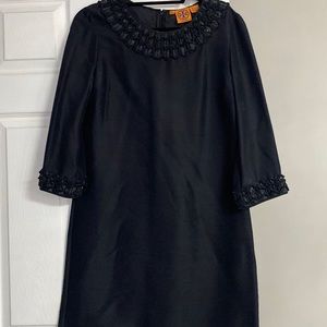 Tory Burch classic long sleeve dress. The perfect look